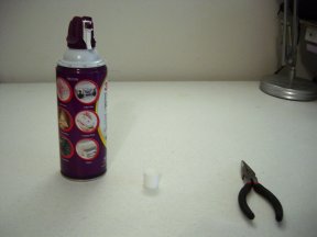 Compressed air can